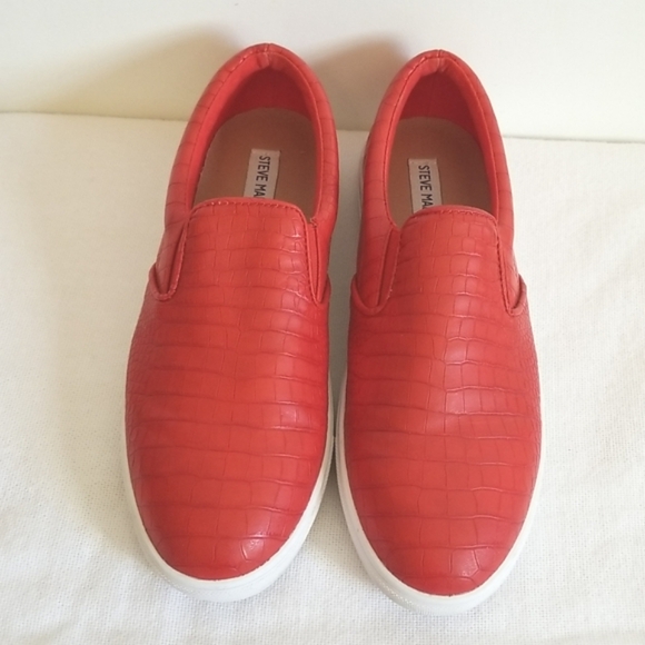 Steve Madden Shoes - Steve Madden Ecentric Red Snake Sneaker